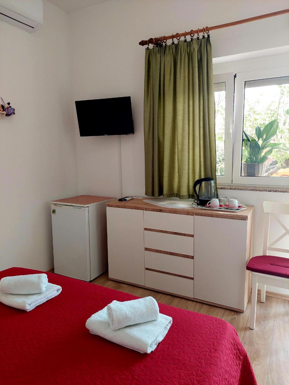 Rooms Hodanic Krk Town Room photo